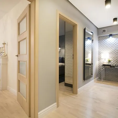 Kings City - Skawinska Apartment Krakow