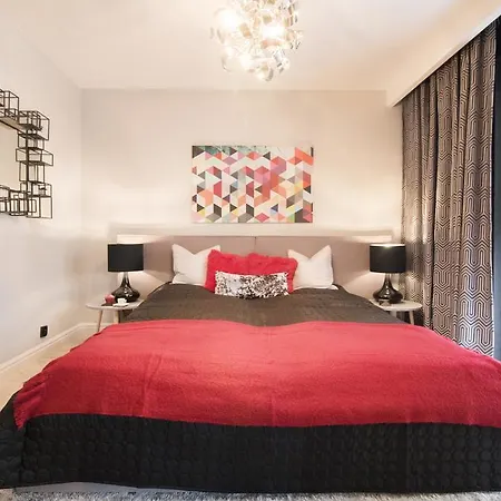 Daire Kings - Skawinska