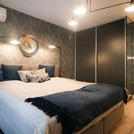 Kings City - Skawinska Apartment * Krakow